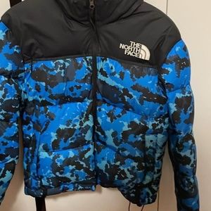 North face women’s puffer 700